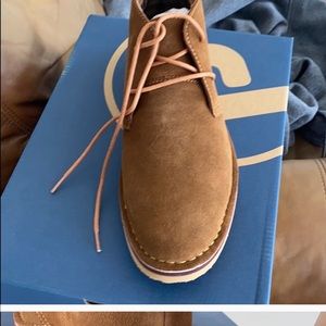 Men’s chukka propet findley size 9